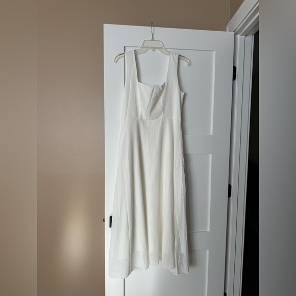 Commense elegant dress. White. Never worn, tag on. - Picture 2 of 2
